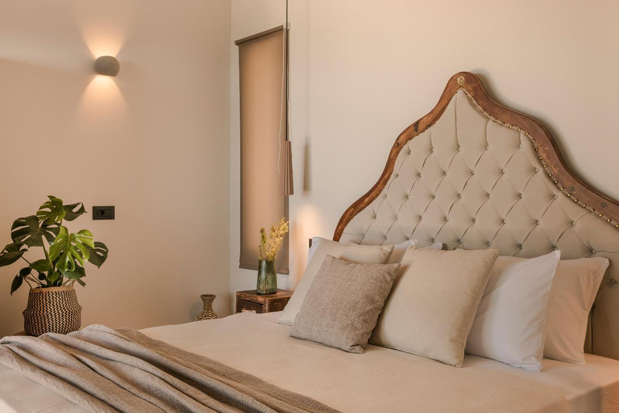 Dom wakacyjny Hilaritas Luxury Sea View, Private Pool & Jacuzzi Paradise *
