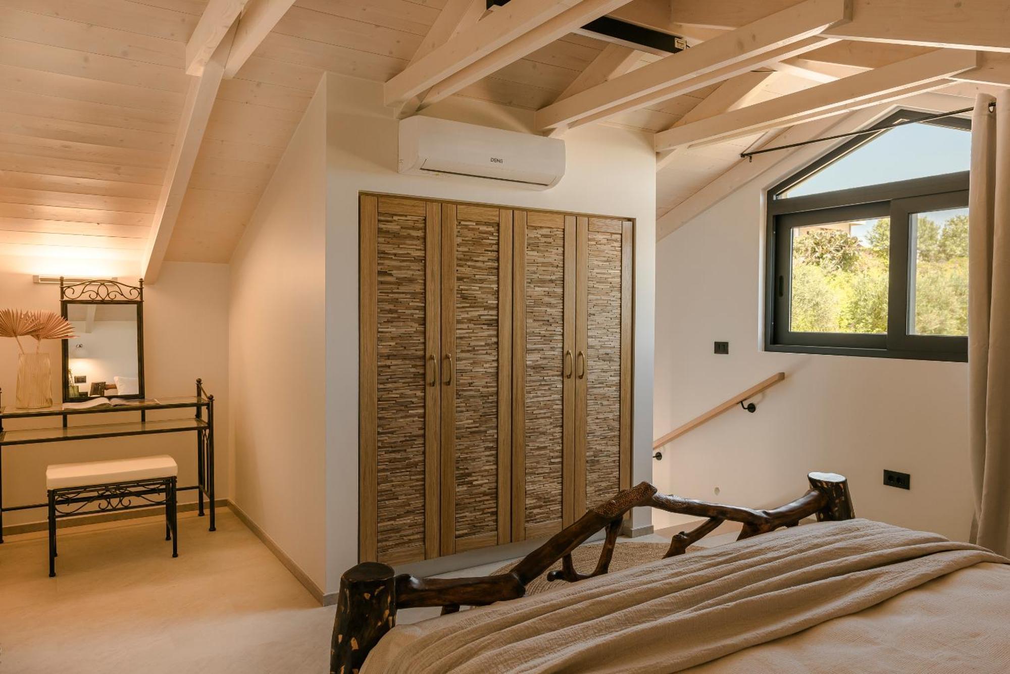 Hilaritas Luxury Sea View, Private Pool & Jacuzzi Paradise Dom wakacyjny