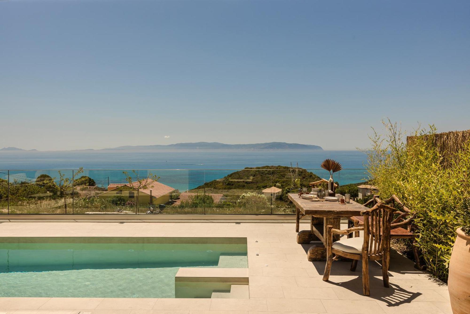 Hilaritas Premium Seafront - April & Limited Spring Offer! Ferienhaus