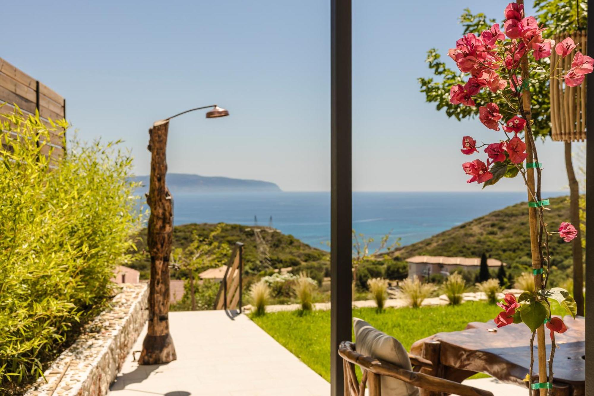Hilaritas Premium Seafront - April & Limited Spring Offer! *