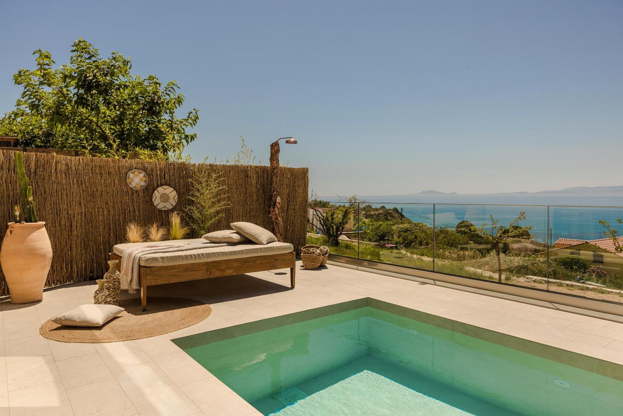 Hilaritas Premium Seafront - April & Limited Spring Offer!
