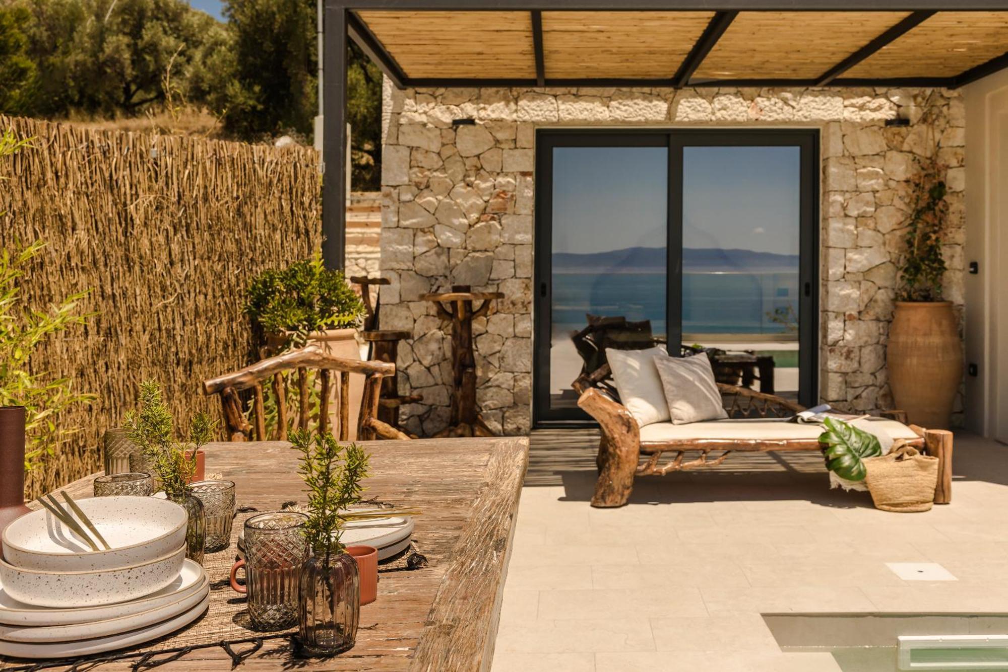 Hilaritas Premium Seafront - April & Limited Spring Offer! Ferienhaus *