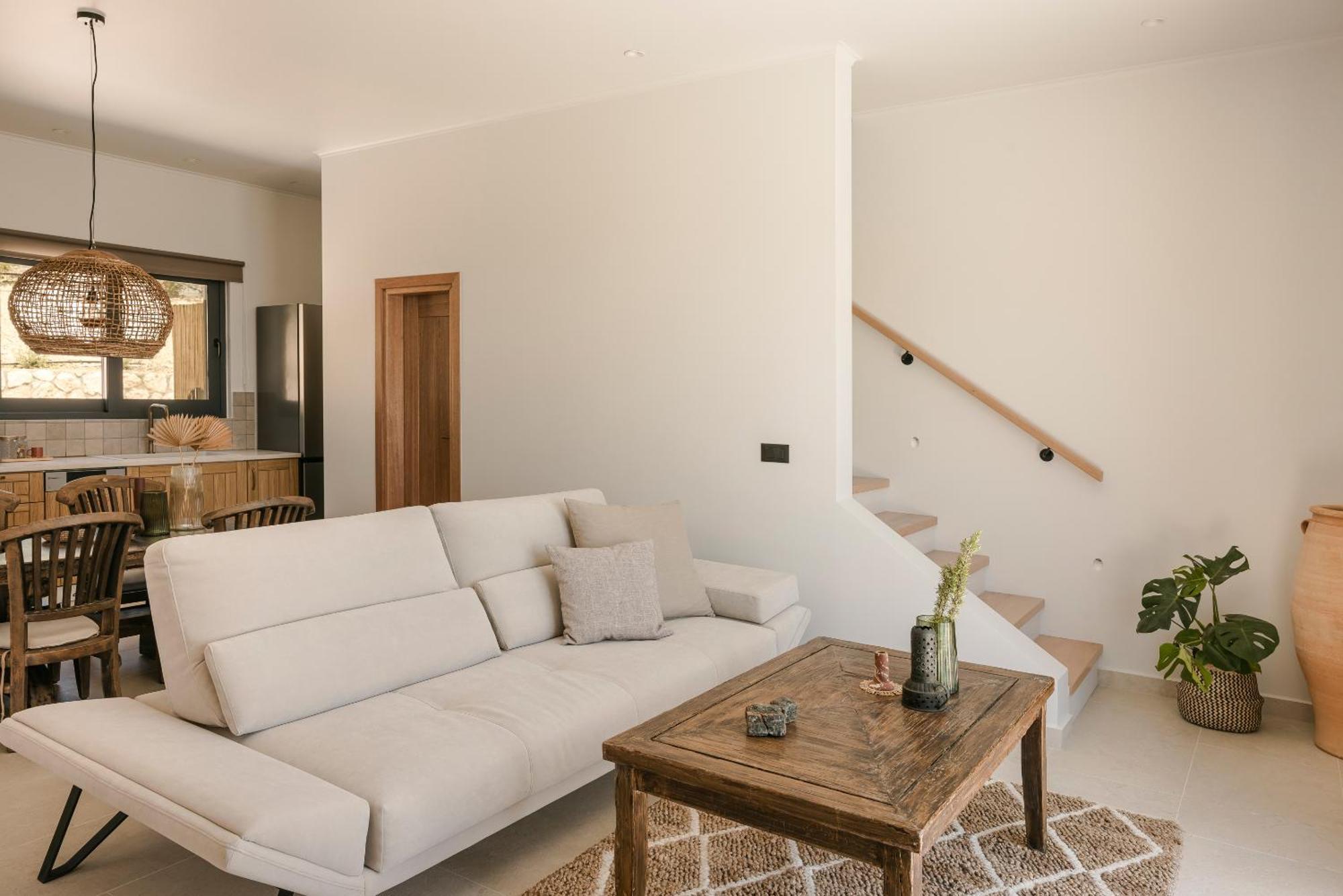 Hilaritas Premium Seafront - April & Limited Spring Offer!