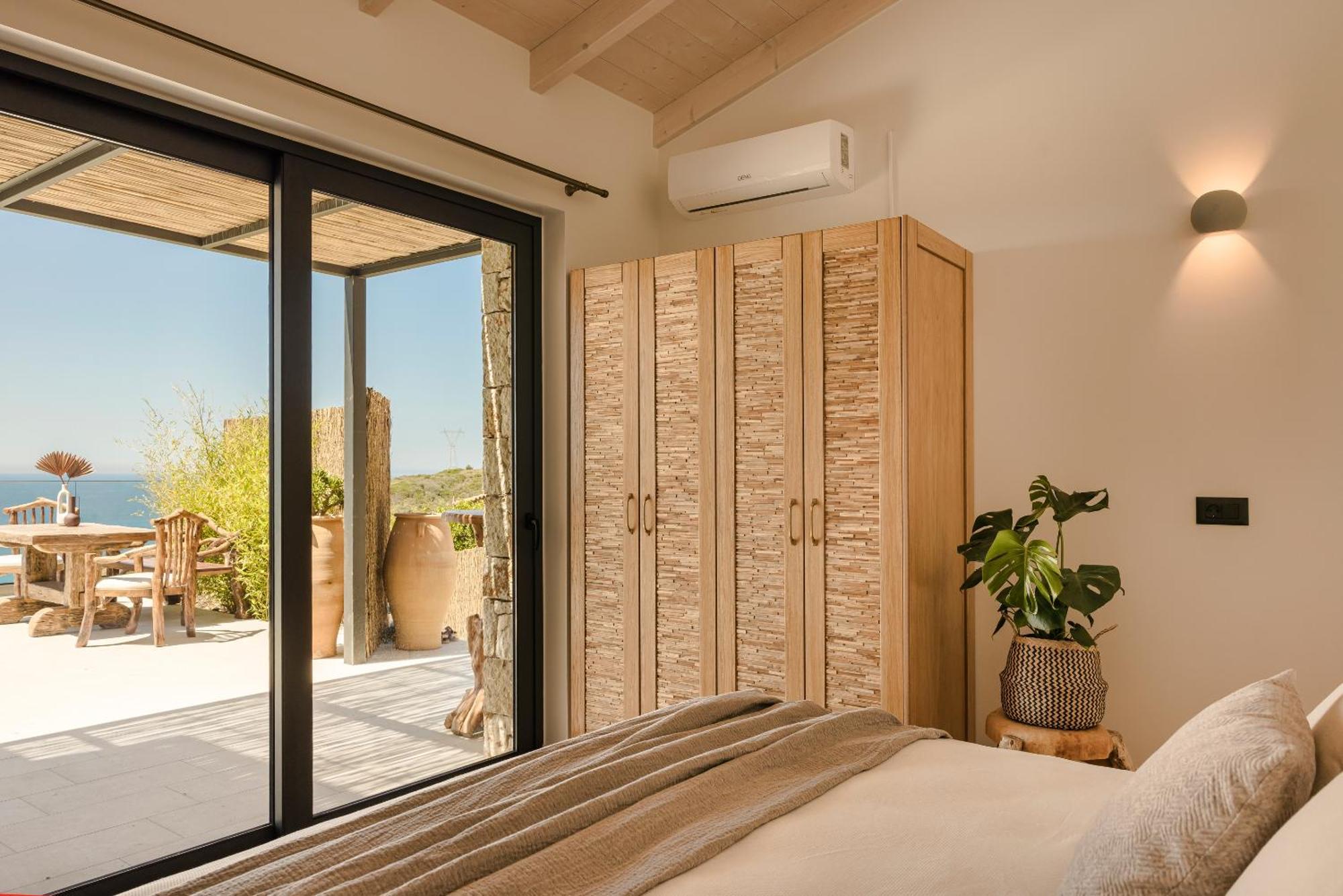 Hilaritas Premium Seafront - April & Limited Spring Offer!