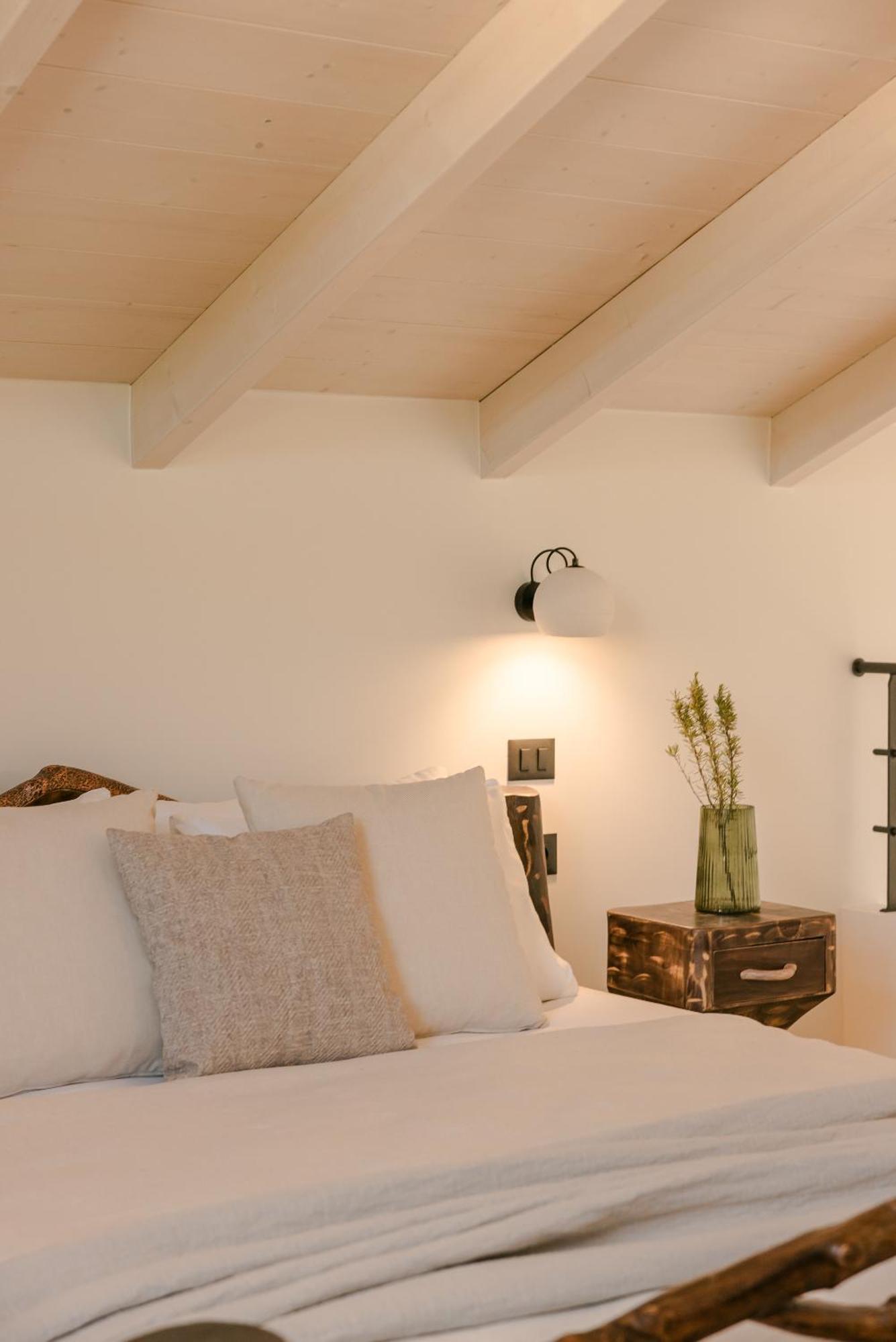 Hilaritas Premium Seafront - April & Limited Spring Offer! Ferienhaus *