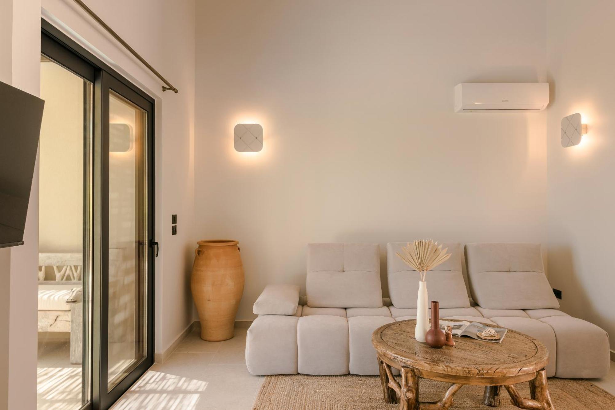 Ferienhaus Hilaritas Premium Seafront - April & Limited Spring Offer!