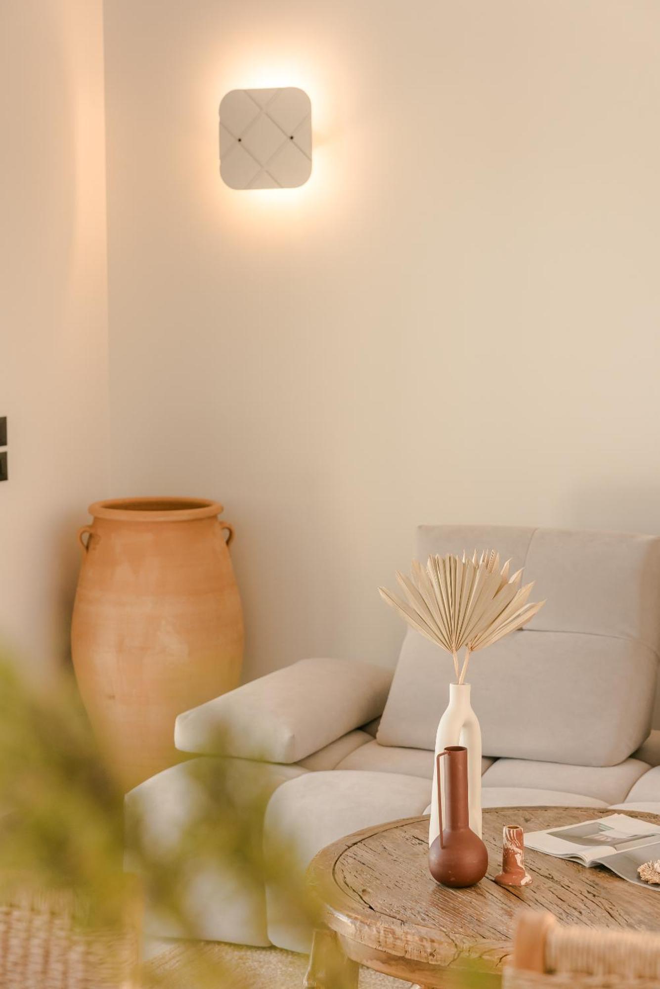 Hilaritas Premium Seafront - April & Limited Spring Offer!
