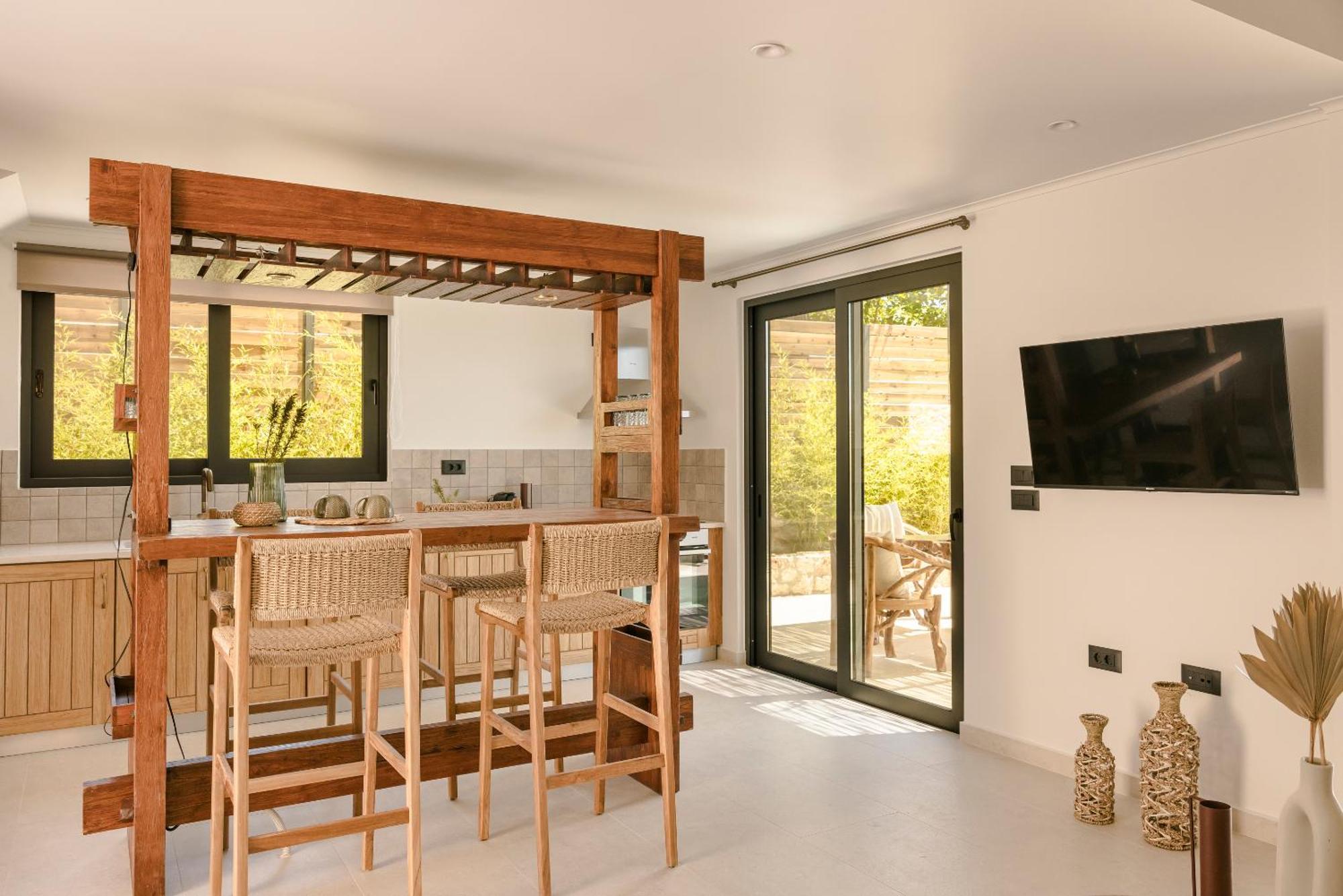 Hilaritas Premium Seafront - April & Limited Spring Offer! *
