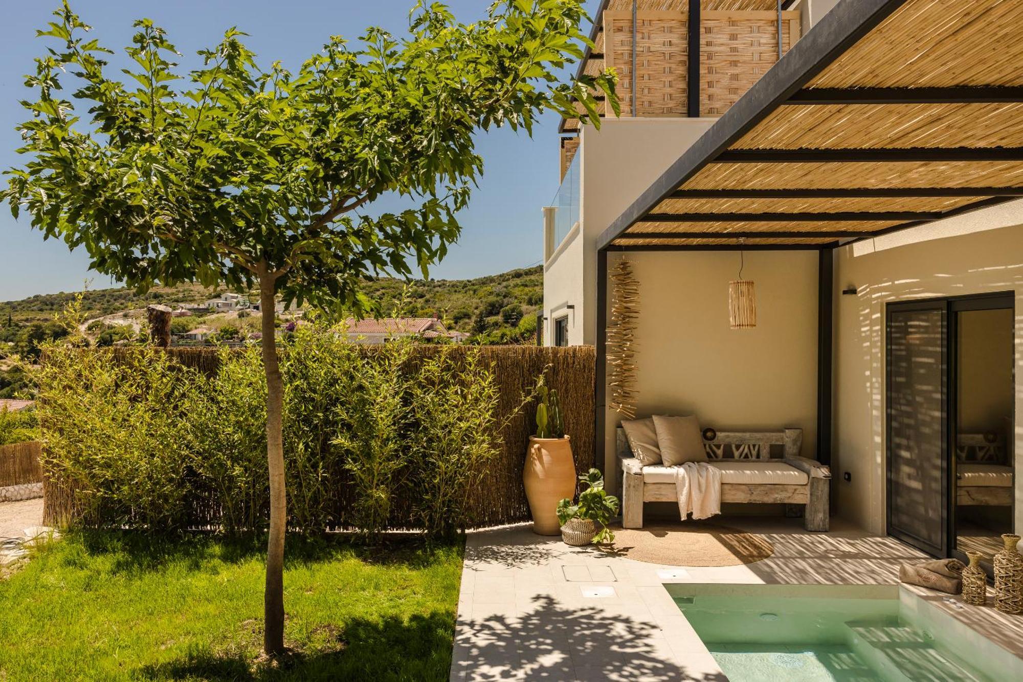 Hilaritas Premium Seafront - April & Limited Spring Offer! Ferienhaus Ratzaklíon
